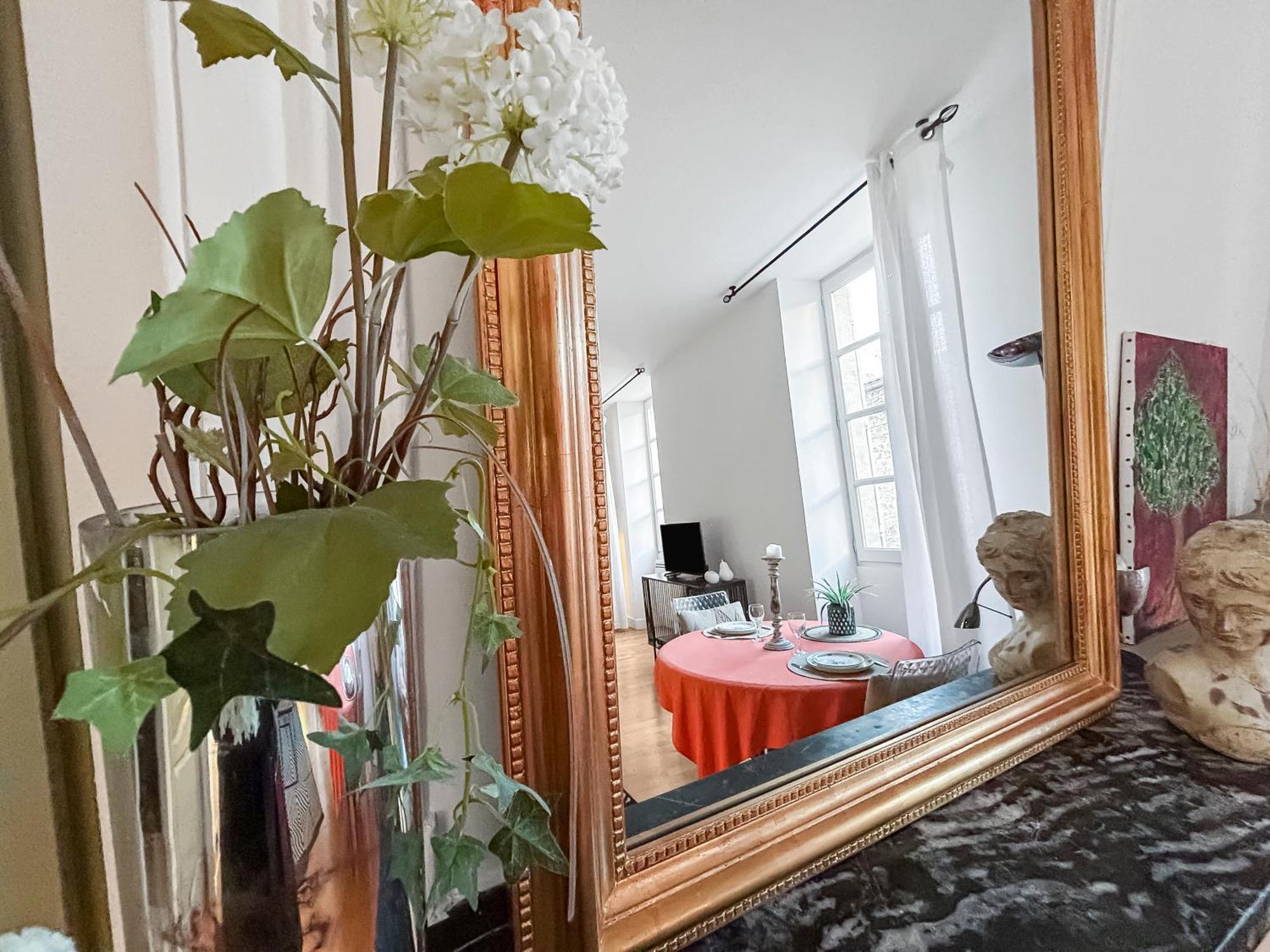 Ferienwohnung Nid Douillet Au Coeur D'Uzès Exterior foto